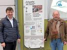 Stellerweg-Schild mit Buergermeister Juergen Heckel und Stadtrat Rainer Volkert